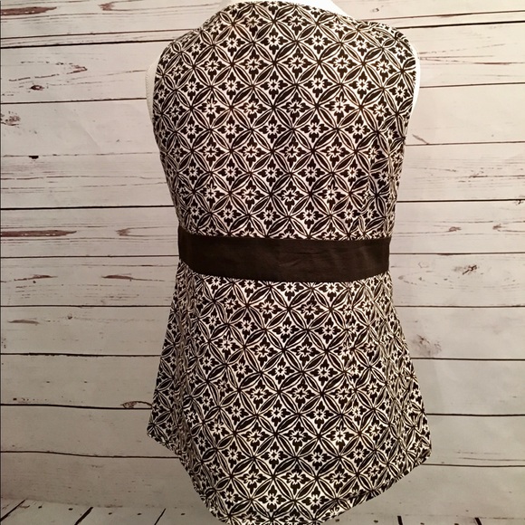 Ann Taylor LOFT Sleeveless V-Neck Top - Picture 5 of 8